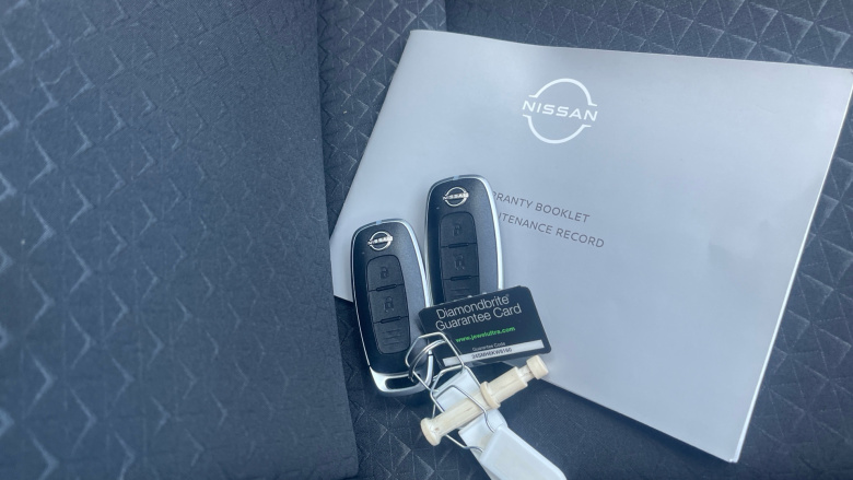 Nissan Juke 1.6 Hybrid N-Connecta 5dr Auto Hybrid Hatchback